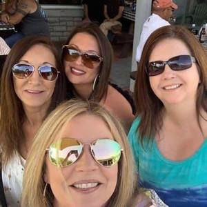 Meet your Posher, Paula